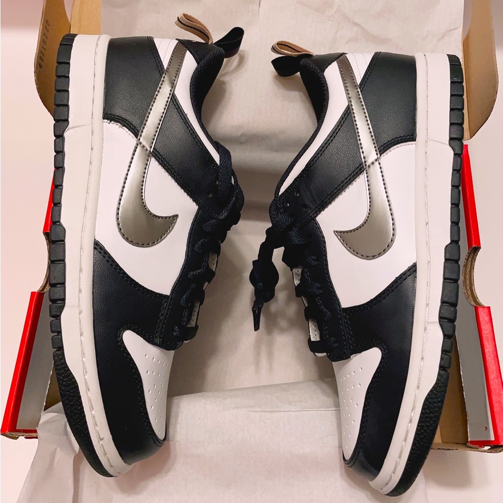 Nike dunk low leather sneakers